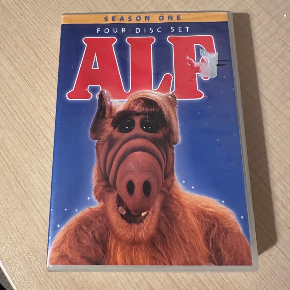 ALF Season One Four-Disc Set - Blue Cover